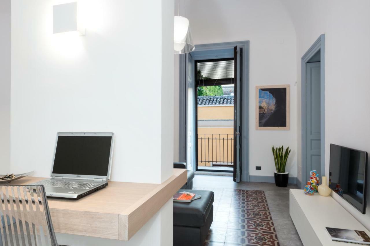Vico Santa Filomena Apartment Catania Bagian luar foto