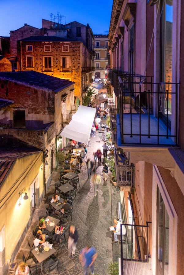 Vico Santa Filomena Apartment Catania Bagian luar foto